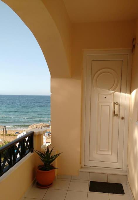 'sky And Sea 1' Apartment