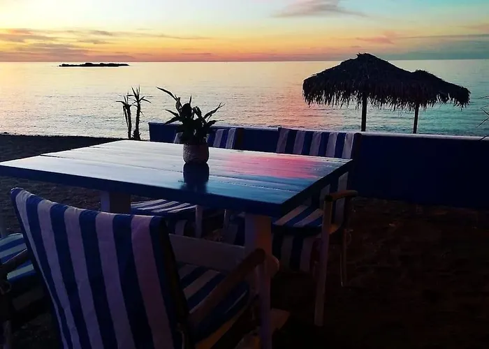 \'Sky And Sea 1\' Apartment